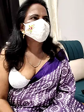 Snapshot of mallu-lover chatting on January 18, 2026, 1:37 pm mallu-lover online show from January 18, 2026, 1:37 pm