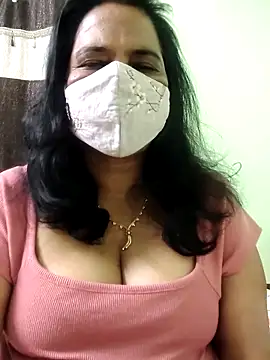 Snapshot of mallu-lover chatting on February 1, 2026, 9:30 am mallu-lover online show from February 1, 2026, 9:30 am