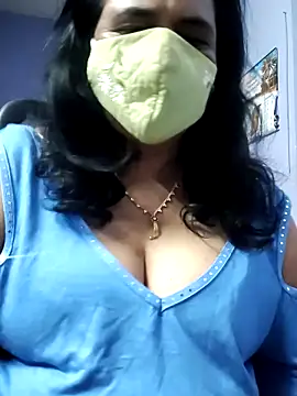 Snapshot of mallu-lover chatting on February 15, 2026, 8:35 am mallu-lover online show from February 15, 2026, 8:35 am