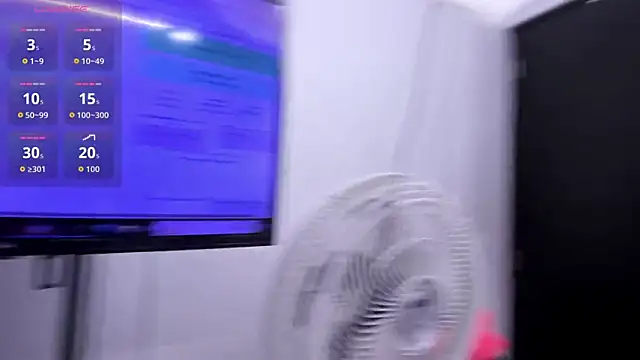 Snapshot of MaluryBlaze chatting on September 26, 2025, 9:52 pm MaluryBlaze online show from September 26, 2025, 9:52 pm