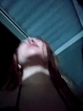 lunnaa  online show from September 20, 2025, 5:08 am