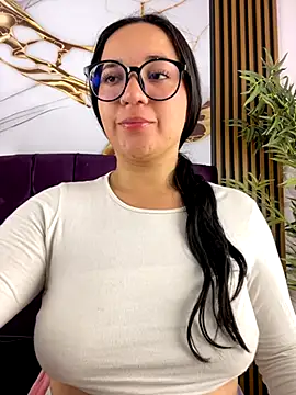 Snapshot of sara_roy04_ chatting on September 11, 2025, 3:39 am sara roy04  online show from September 11, 2025, 3:39 am