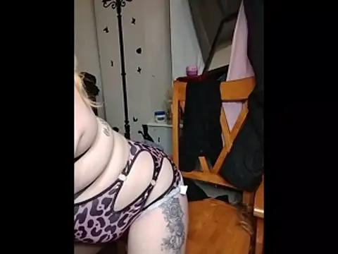 NastyNicole247 online show from January 14, 2026, 2:39 am