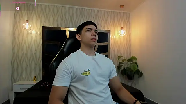 Eryonbradley online show from April 10, 2026, 2:11 pm