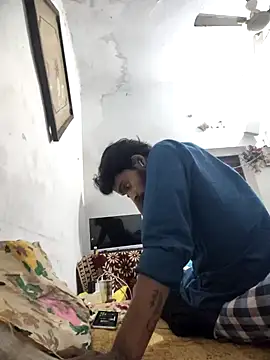 yashuuuu021 online show from October 29, 2025, 4:53 pm