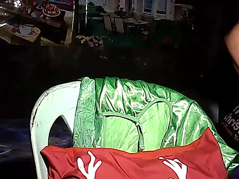 Adeline05 online show from January 11, 2026, 12:10 pm