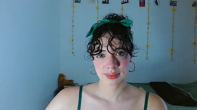 sajecrismaa online show from February 8, 2026, 4:10 pm