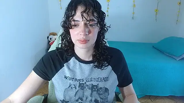 sajecrismaa online show from April 2, 2026, 8:06 pm