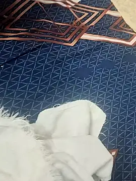 Snapshot of whitelady15 chatting on December 17, 2025, 6:58 pm whitelady15 online show from December 17, 2025, 6:58 pm