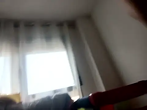 Snapshot of Feistysausage chatting on October 12, 2025, 3:33 pm Feistysausage online show from October 12, 2025, 3:33 pm