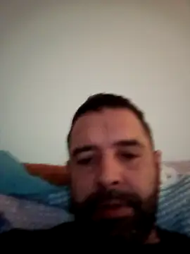 Snapshot of Feistysausage chatting on October 18, 2025, 9:26 pm Feistysausage online show from October 18, 2025, 9:26 pm