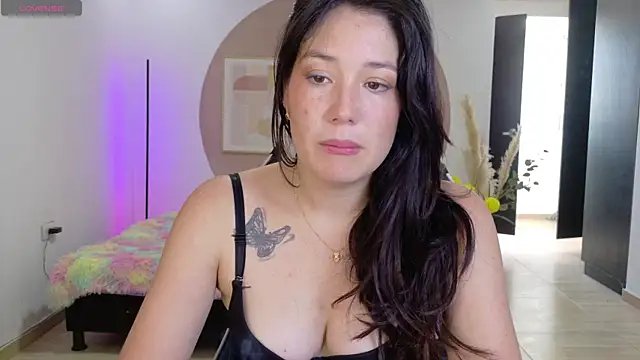 Eliih 01 online show from June 10, 2026, 6:07 pm