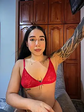 KaditaNavarro online show from April 23, 2026, 11:29 pm