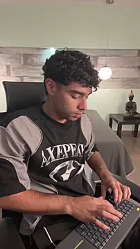 RaphaelDufort online show from January 15, 2026, 4:55 pm