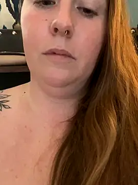 Domimommy420 online show from September 30, 2025, 5:07 pm