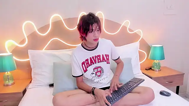 Dan Copers online show from October 5, 2025, 1:42 pm