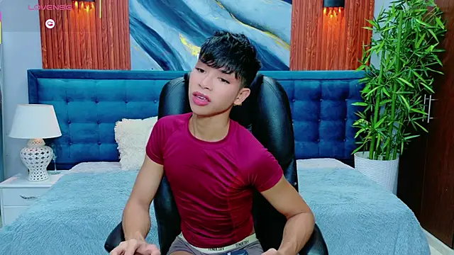 Snapshot of dilan_911 chatting on May 19, 2026, 7:09 pm dilan 911 online show from May 19, 2026, 7:09 pm