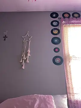 sarah2007 online show from November 11, 2025, 5:35 pm