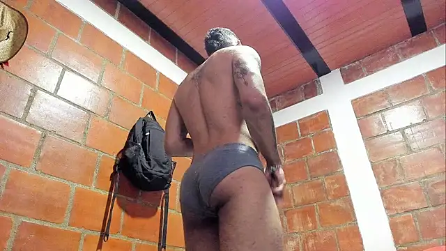 Luck Andrew online show from November 15, 2025, 5:42 pm