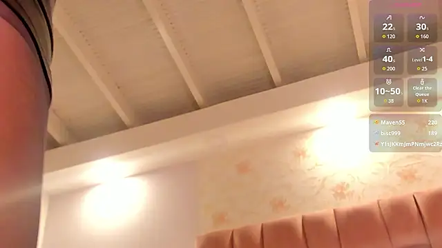 aishathornee online show from February 21, 2026, 9:05 pm