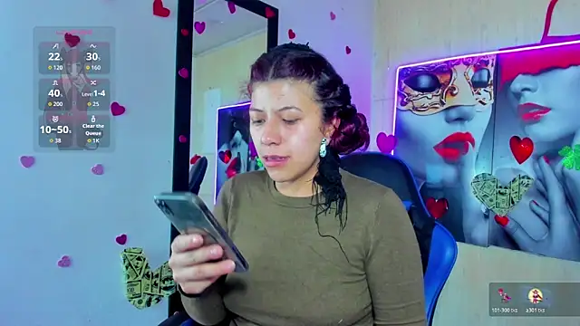 Snapshot of Raven_Rouge_ chatting on June 30, 2026, 11:55 am Raven Rouge online show from June 30, 2026, 11:55 am