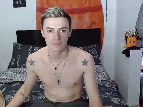 Snapshot of Ken_bigcock77 chatting on November 29, 2025, 1:52 am Ken bigcock77 online show from November 29, 2025, 1:52 am