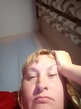 XHelenaX90 online show from November 10, 2025, 6:40 pm