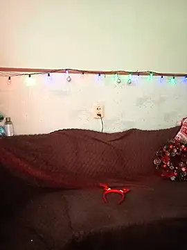 XHelenaX90 online show from December 22, 2025, 10:01 am