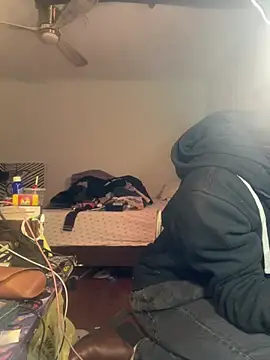 XanderOzzz online show from February 22, 2026, 4:13 am