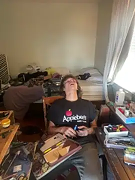 XanderOzzz online show from June 21, 2026, 1:03 pm