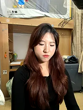 Snapshot of ououlovelove chatting on November 6, 2025, 1:56 pm ououlovelove online show from November 6, 2025, 1:56 pm