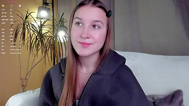 NanaMertins online show from November 22, 2025, 1:04 am