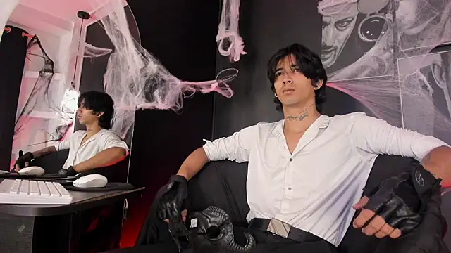 jett savage online show from October 9, 2025, 1:09 pm