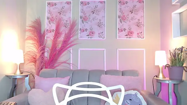 Snapshot of CurlyDani chatting on October 27, 2025, 7:07 pm CurlyDani online show from October 27, 2025, 7:07 pm