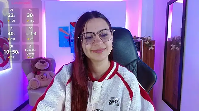 AlanaGarcia19 online show from December 1, 2025, 11:59 am