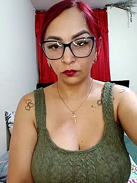 Vamanda05 online show from September 10, 2025, 5:40 am