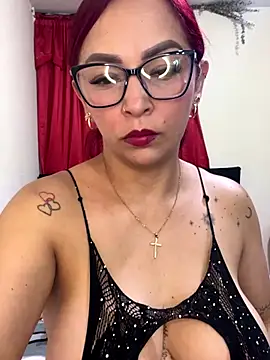 Vamanda05 online show from September 14, 2025, 9:25 pm