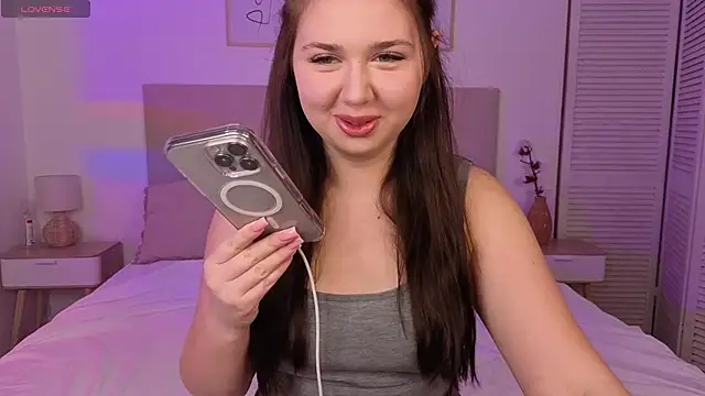 Blush Beauty   online show from March 18, 2026, 9:34 am