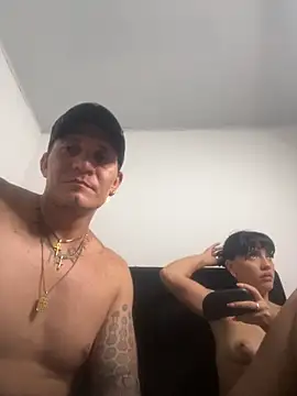 Dixonykaty online show from March 26, 2026, 5:35 am