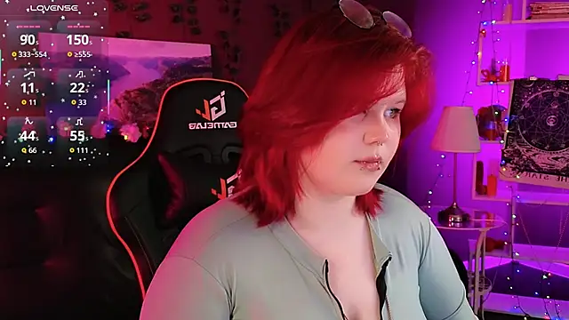 fillisfox  online show from November 9, 2025, 10:57 am