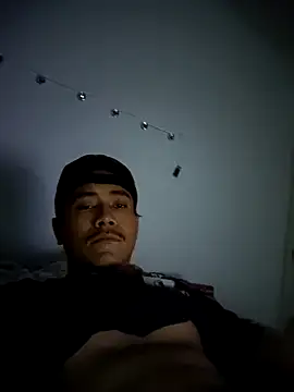 Snapshot of ernin2865 chatting on October 30, 2025, 10:27 am ernin2865 online show from October 30, 2025, 10:27 am