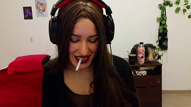 kendrafarq online show from May 20, 2026, 11:44 pm