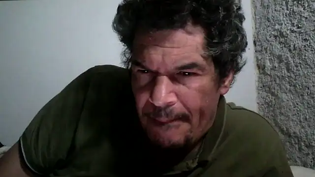 twitshe online show from October 21, 2025, 10:54 pm