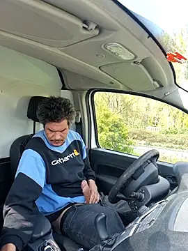 twitshe online show from March 27, 2026, 11:43 am