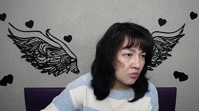 SelenaFly online show from October 2, 2025, 5:03 am