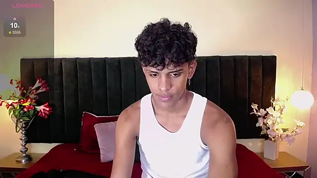 Snapshot of jhos_padill chatting on February 10, 2026, 1:26 pm jhos padill online show from February 10, 2026, 1:26 pm