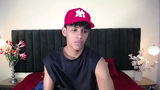 Snapshot of jhos_padill chatting on February 18, 2026, 2:02 pm jhos padill online show from February 18, 2026, 2:02 pm