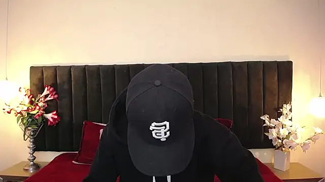 Snapshot of jhos_padill chatting on February 24, 2026, 1:20 pm jhos padill online show from February 24, 2026, 1:20 pm