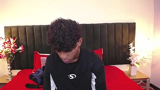 jhos padill online show from March 19, 2026, 1:37 pm