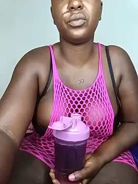 DarkQueen 94 online show from May 28, 2026, 4:32 am